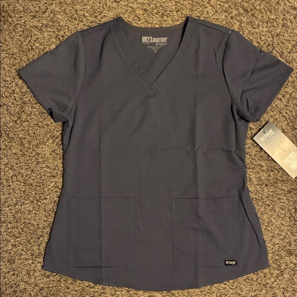 Grey's Anatomy Tops - Grey’s Anatomy 2 pocket scrub top in granite -size medium NWT